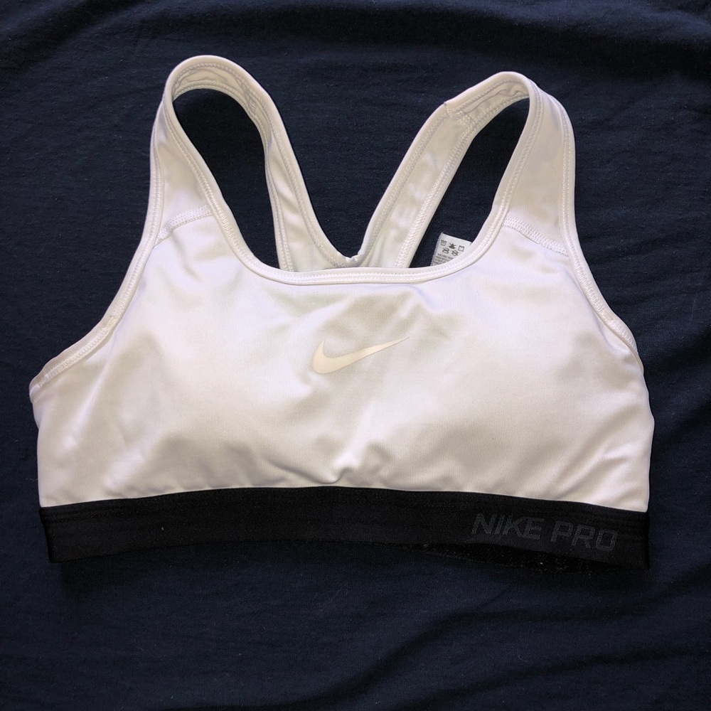 White Nike Pro Sports Bra